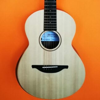 Sheeran by Lowden W04 Acoustic (Made in Ireland)