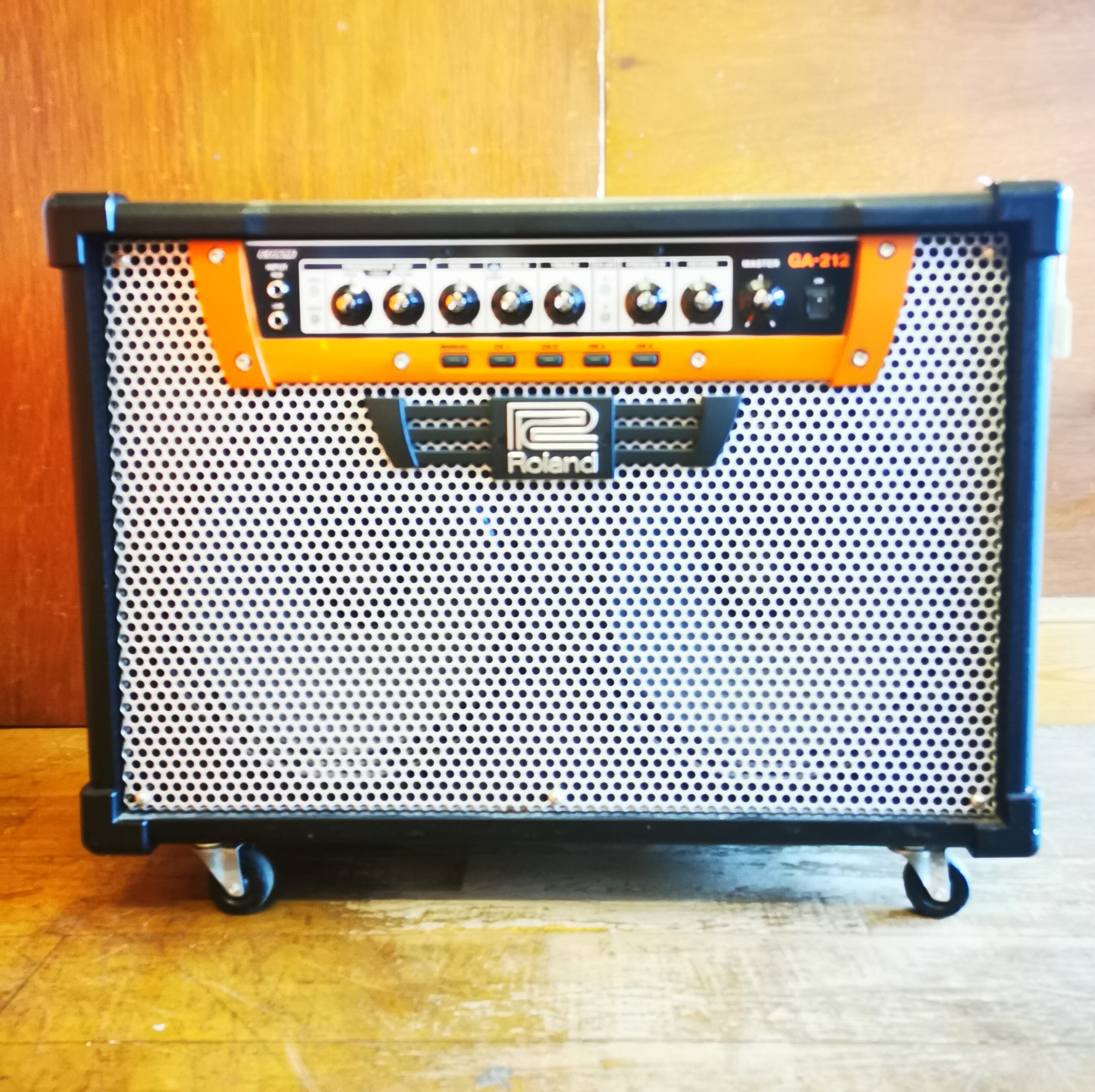 Roland GA-212 Electric Guitar Amp