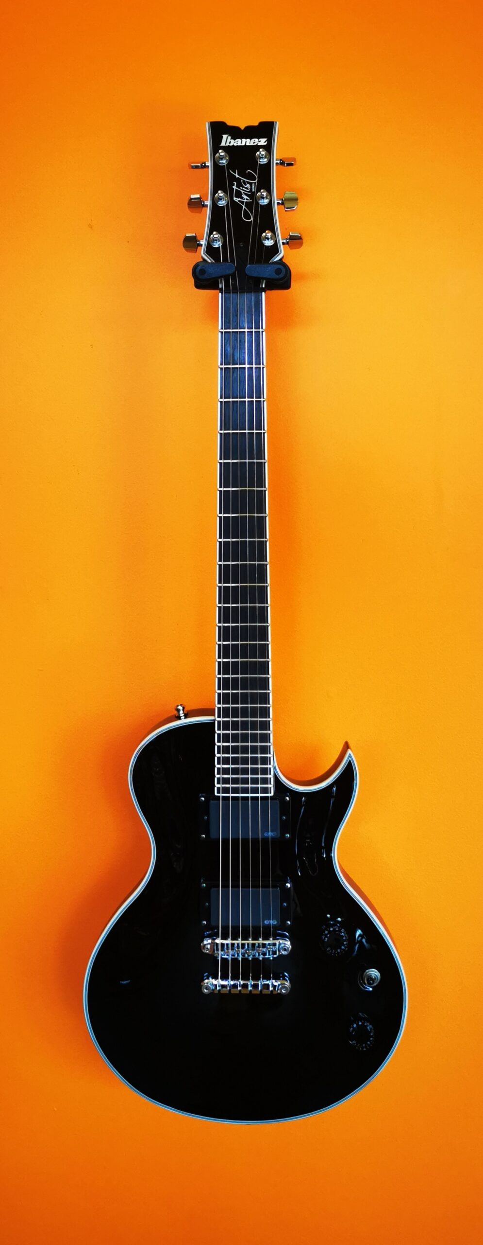 Ibanez アイバニーズ ARZ 700 BK EMGピックアップ - エレキギター